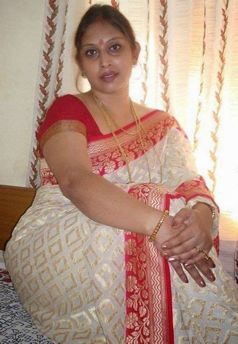 bhabhi pussy photo|Sexy Dehati Bhabhi Pussy Pics XXX Collection